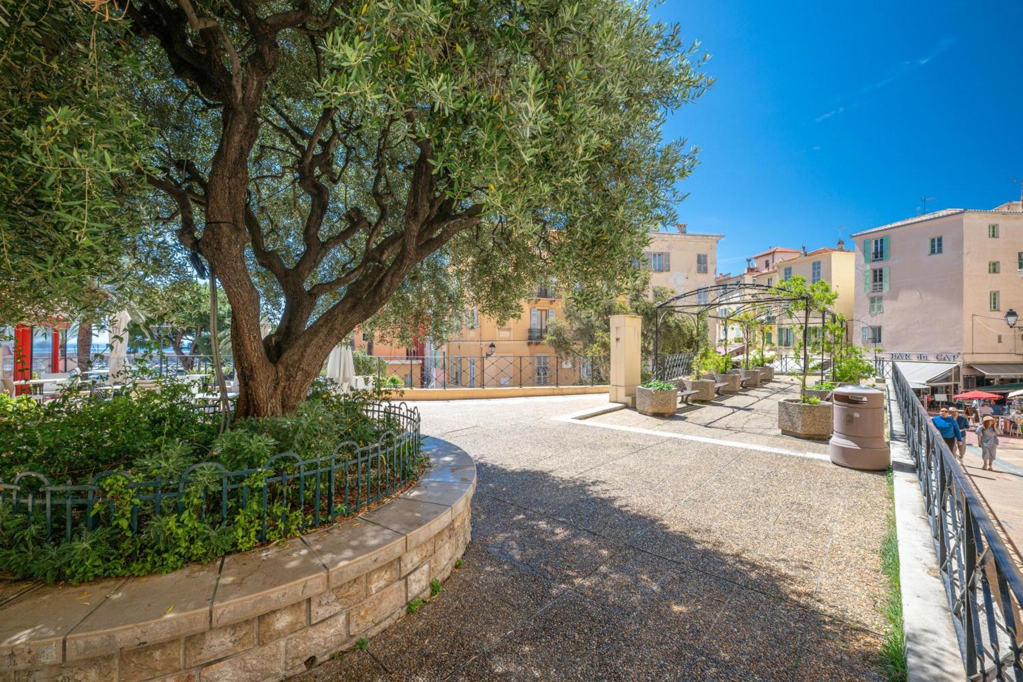 Les Sablettes - Bord De Mer - Vieille Ville - Parking Prive Menton Exteriör bild